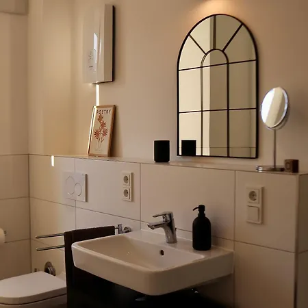 Moderne Ferienwohnung * 特拉本特拉巴赫
