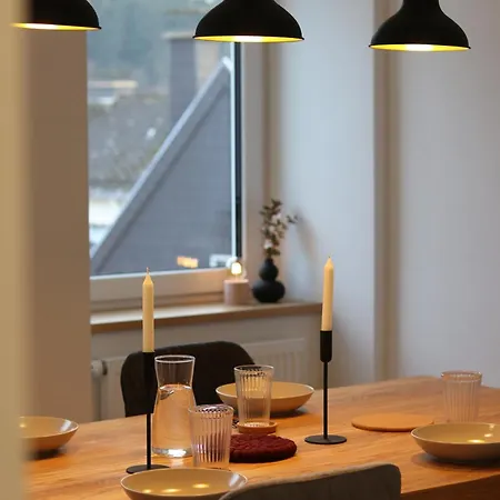 公寓 Moderne Ferienwohnung